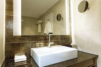 Club Floor, Club Room, 2 Twin Beds