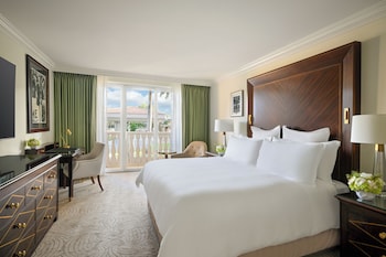 Deluxe Room, 1 King Bed (Guest)