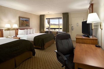 Room, 2 Queen Beds, Non Smoking (Pet-Friendly)