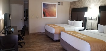 Room, 2 Queen Beds, Non Smoking (Pet-Friendly)