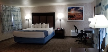 Studio Suite, 1 King Bed, Non Smoking