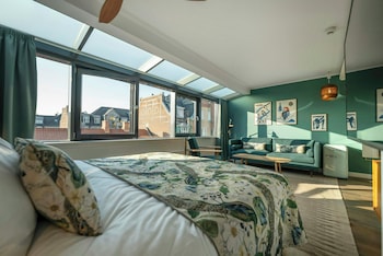 Suite (with a view)