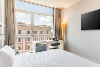 Comfort Room, 1 King Bed (Twin bed on request)