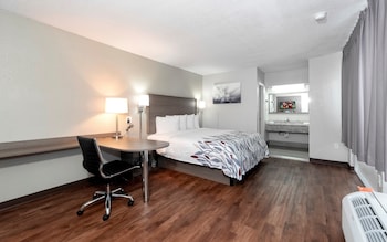 Suite, 1 King Bed, Non Smoking