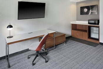 Suite, 1 Bedroom, Hearing Accessible (Transfer Shower)