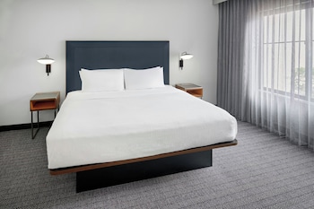 Suite, 1 Bedroom, Hearing Accessible (Transfer Shower)