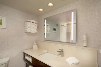 Room, 2 Queen Beds, Accessible, Non Smoking (Hearing)