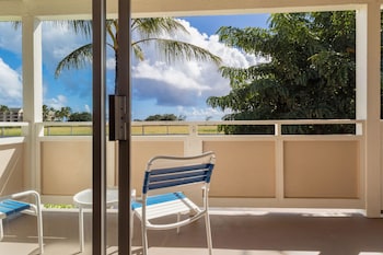 Suite, 1 Bedroom, Kitchen, Pool View (2 Double Bed with Sofa Bed)