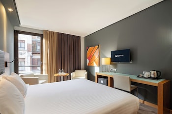 Double Room, Connecting Rooms