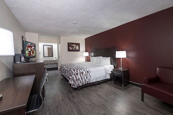 Deluxe Room, 1 King Bed, Smoking