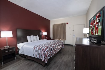 Deluxe Room, 1 King Bed, Accessible, Non Smoking