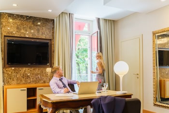 Senior Suite, 1 Bedroom, Balcony