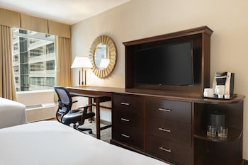 Standard Room, 2 Double Beds, Accessible (Comm Accessible, Roll-In Shower)
