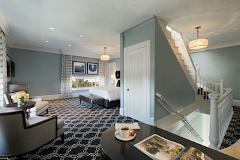 Suite, 1 King Bed, Bay View, Tower
