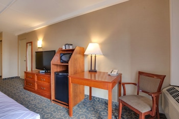 Standard Room, 2 Double Beds, Non Smoking, Patio