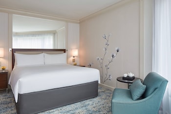 Room, 1 King Bed, City View