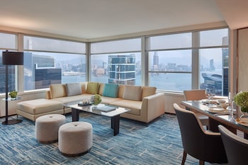 Executive Suite, 1 Bedroom (Hong Kong)