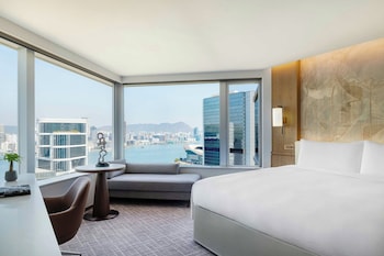 Infinity Room, 1 King Bed, Non Smoking, Harbor View