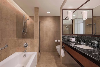 Room, 1 King Bed, City View