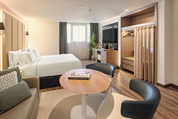 Communicated Room (Grand Premium, The Level)
