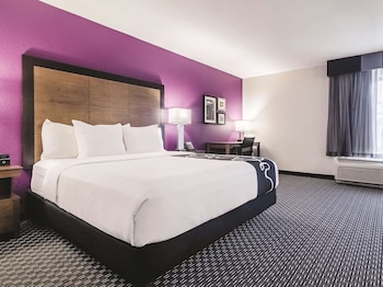 Deluxe Suite, 1 King Bed