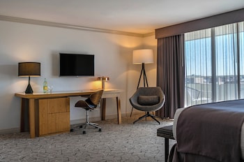 Deluxe Room, 1 King Bed