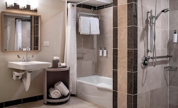 Deluxe Room, 2 Double Beds, Balcony