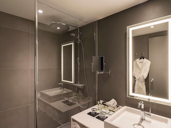 Executive Room, 1 Double Bed with Sofa bed