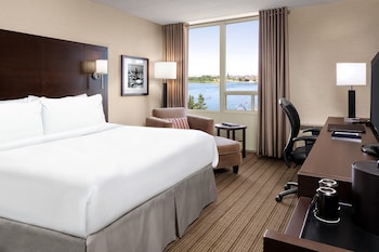 Room, 1 Queen Bed (View)