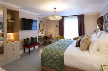 Feature Room Deluxe