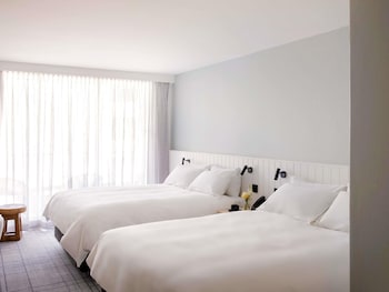 Village 2 Queen Beds, Terrace