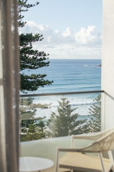 Ocean View King - Elysium Floor