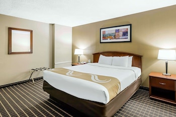Room, 1 King Bed, Non Smoking, Hot Tub