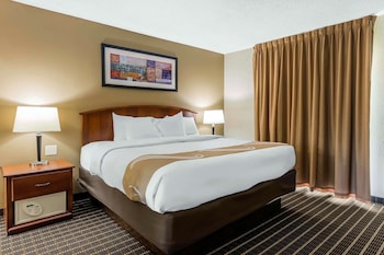 Room, 1 King Bed, Non Smoking, Hot Tub