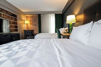 Standard Room, 2 Double Beds