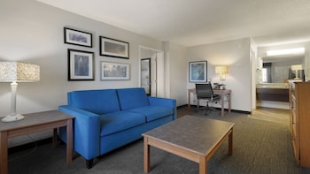 Suite, Multiple Beds, Non Smoking (River View)