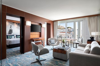 Suite, 2 Twin Beds