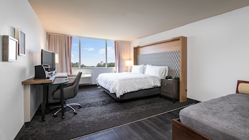 Standard Room, 1 King Bed