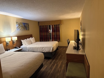 Standard Room, 2 Queen Beds, Non Smoking