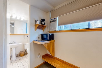 Room (Ground Floor)