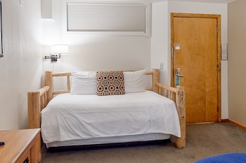 Room (Ground Floor)