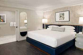 Premier King Suite with Balcony