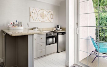 Signature King Suite, Top Floor with Balcony