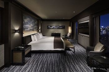 Executive Club Suite King Room with Lounge Access, Non-Smoking