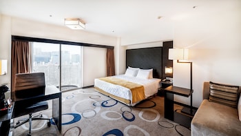[Club Floor] Club Corner King, Tokyo Tower View with Lounge Access, Non Smoking