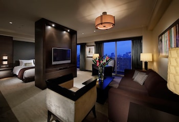 Club King Junior Suite with Lounge Access (Non-Smoking) 