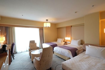 Superior Precious Corner Twin Room, Non Smoking