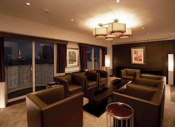 Executive Club Suite King Connecting Room with Lounge Access, Non-Smoking