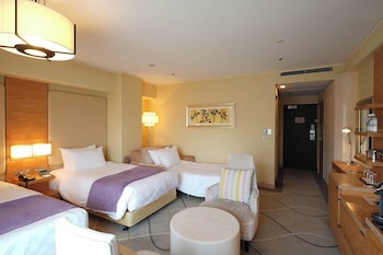 Superior Precious Corner Twin Room, Non Smoking