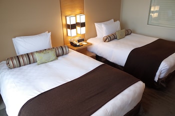 Club Twin Junior Suite with Lounge Access (Non-Smoking) 